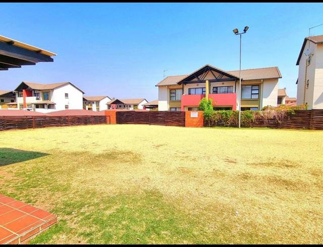 2 BEDROOM PROPERTY TO RENT IN NOORDWYK